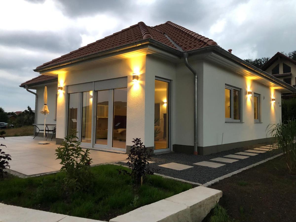 Ferienhaus Blick zum Rennsteig Etterwinden Exterior foto