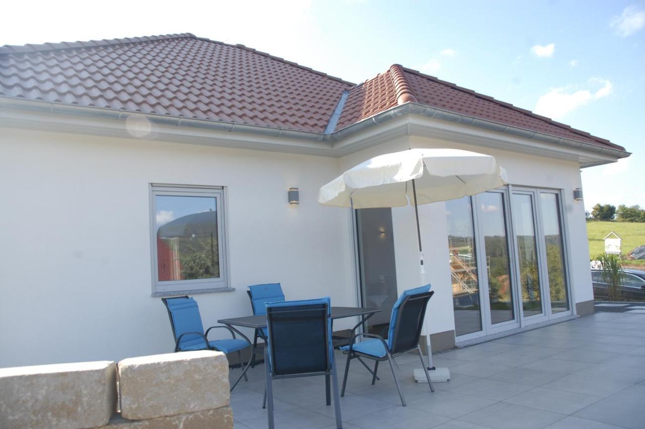 Ferienhaus Blick zum Rennsteig Etterwinden Exterior foto
